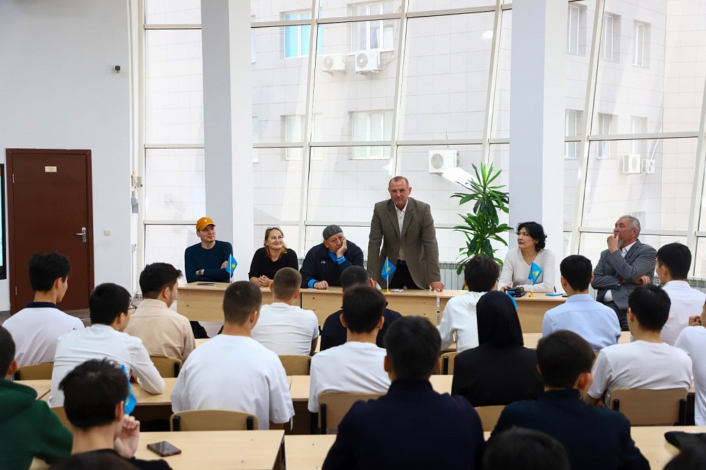ЕЛІН СҮЙГЕН ЕЛИСЕЕВ ЕЛІН СҮЙГЕН ЕЛИСЕЕВ