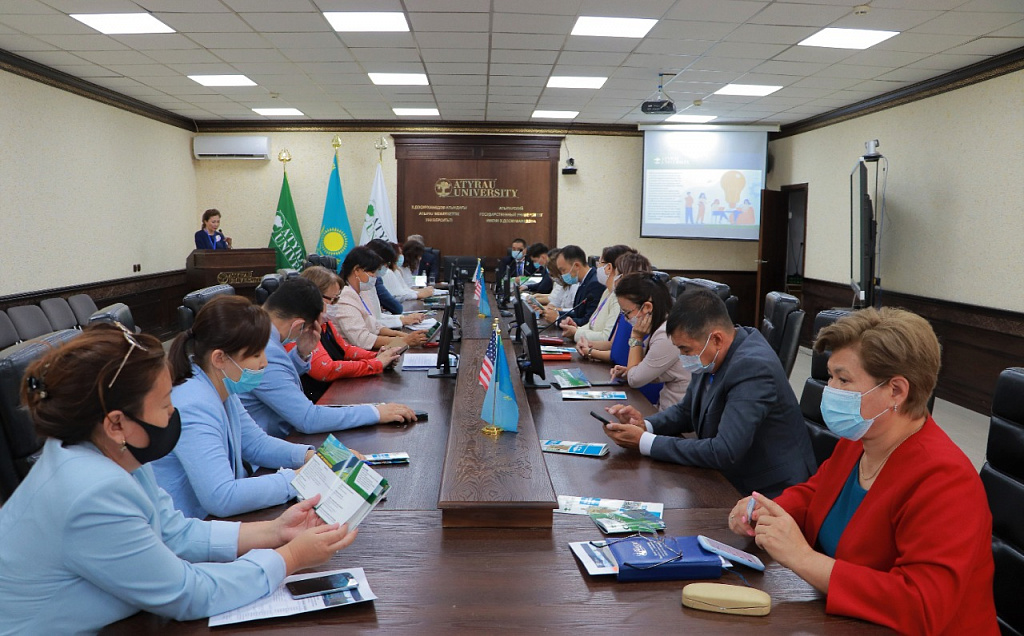 Delegation from the United States of America  in Atyrau  University